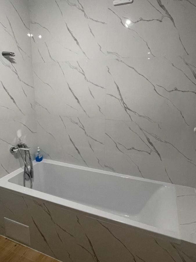 Vip Квартира В Центре Города, Новостойка В Жк Prestige Apаrtments, Ровно المظهر الخارجي الصورة